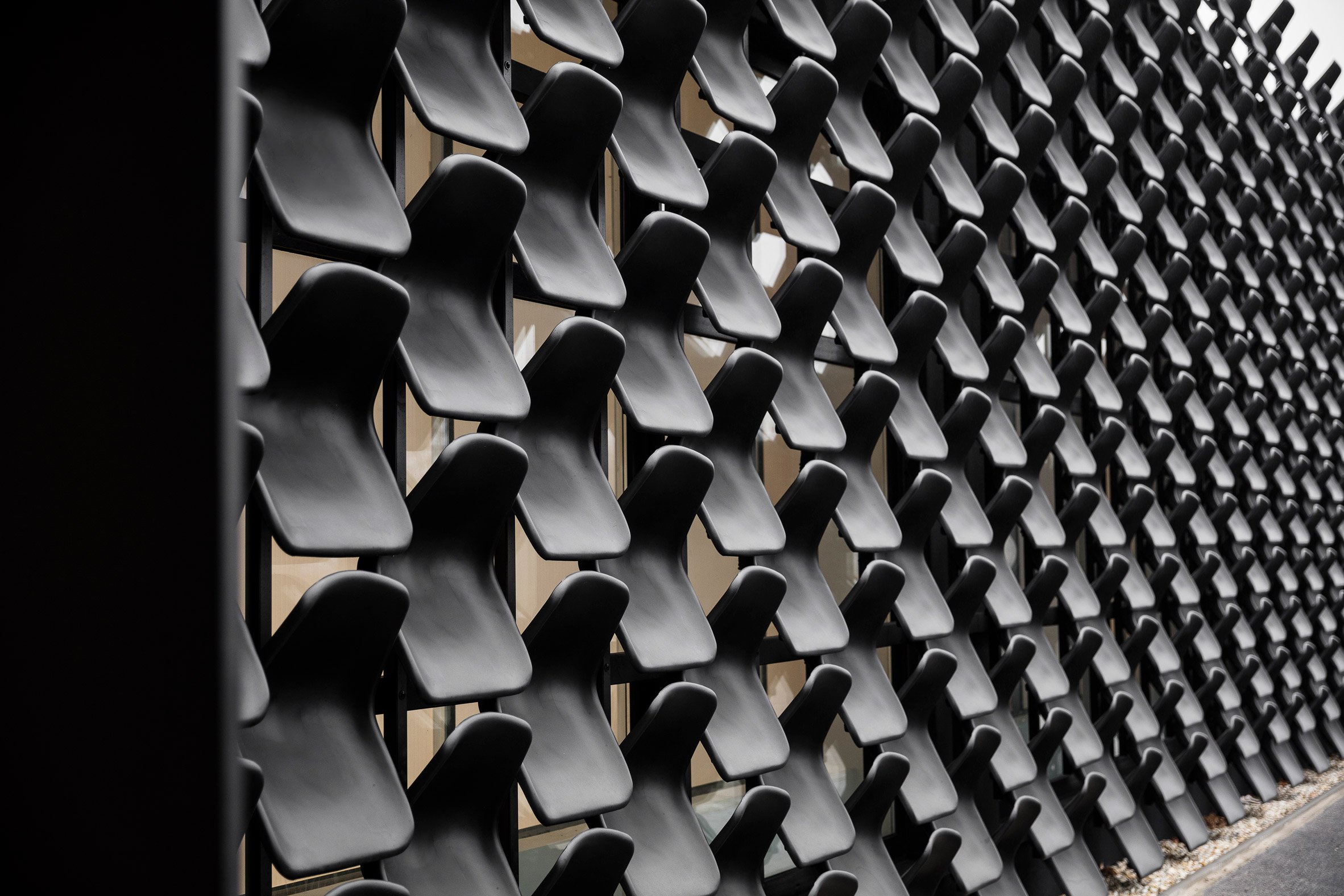 gallery-furniture-chybik-kistof-architecture-retail-czech-republic_dezeen_2364_col_2.jpg
