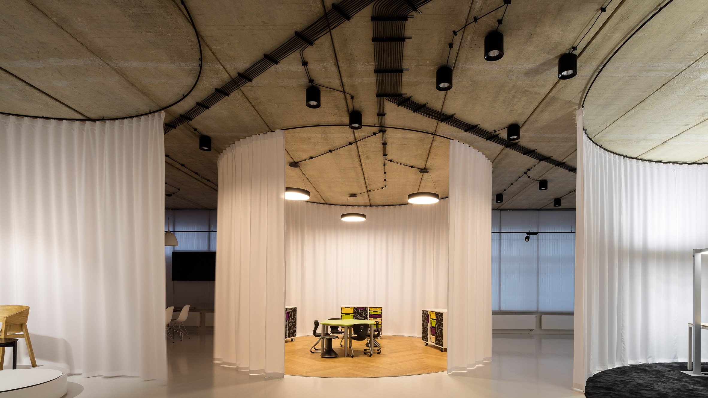 gallery-furniture-chybik-kistof-architecture-retail-czech-republic_dezeen_hero-b.jpg