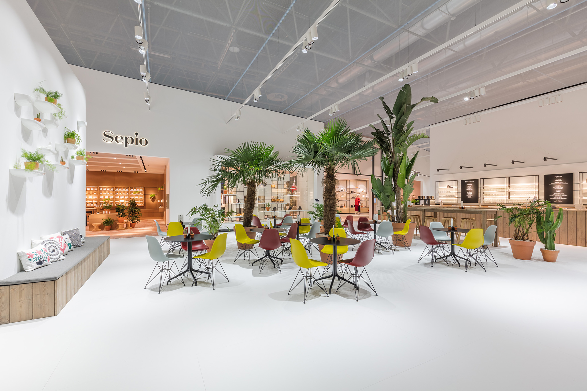 EuroShop2017-Village_1.jpg